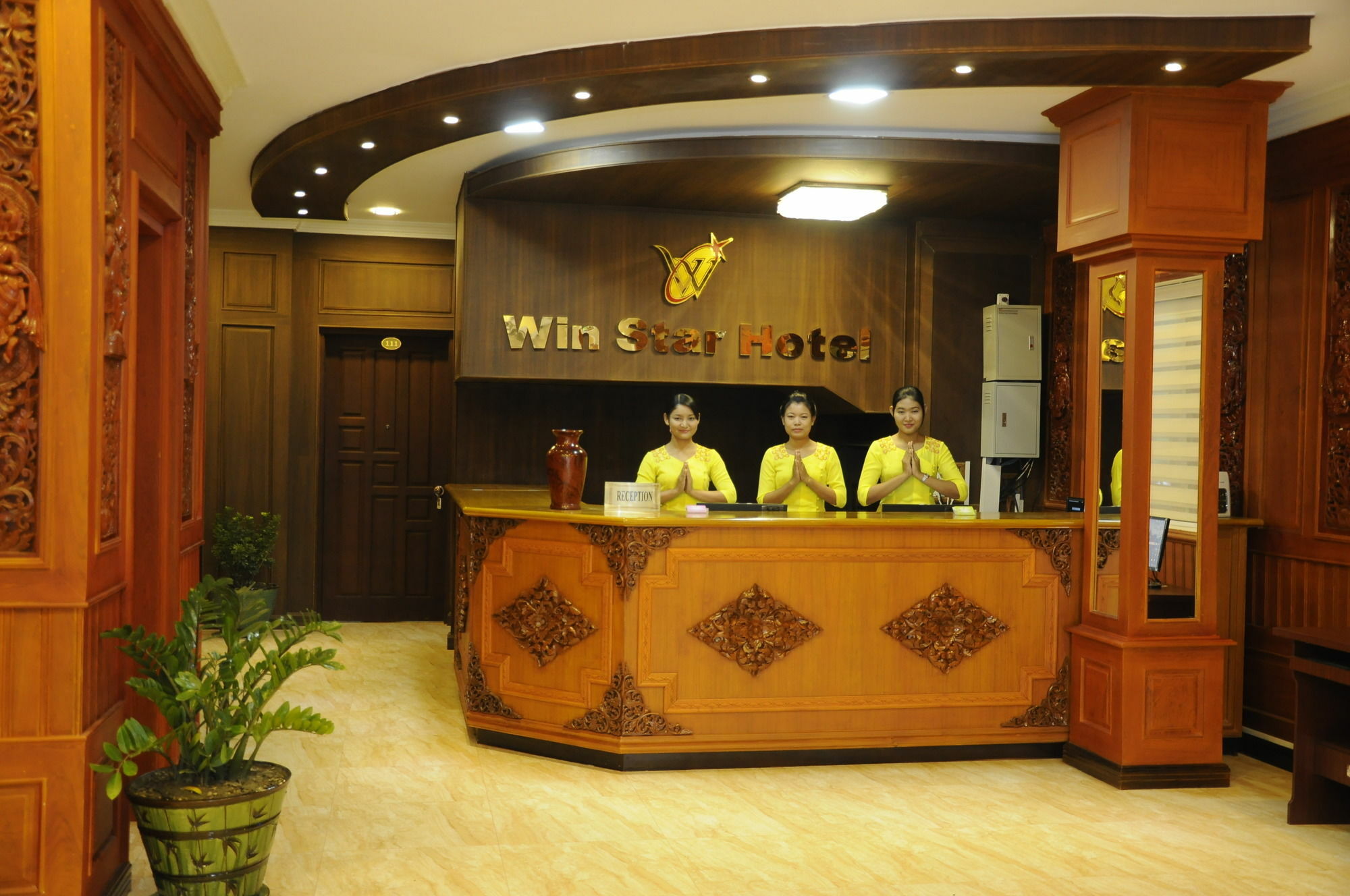 Win Star Hotel Mandalay Ngoại thất bức ảnh